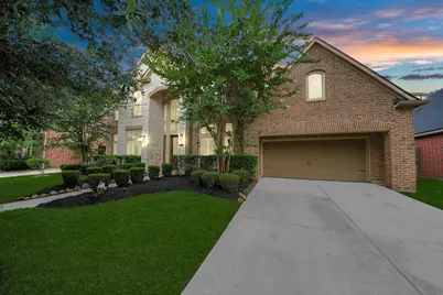 13723 Playa Lucia Court, Houston, TX 77044 - Photo 2