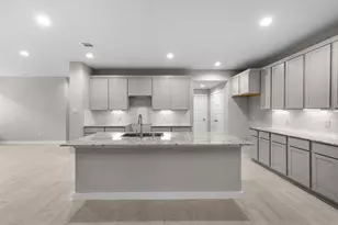 1747 Pecan Woods Ln, Conroe, TX 77301 - Photo 4