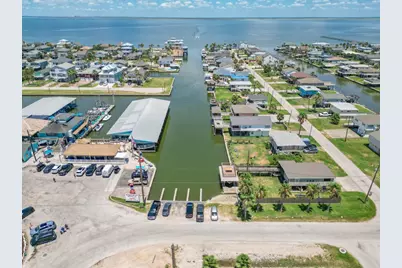 22502 Kennedy Drive, Galveston, TX 77554 - Photo 8