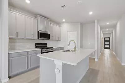 2304 W Winding Pines Drive, Tomball, TX 77375 - Photo 4