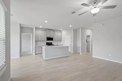 2304 W Winding Pines Drive, Tomball, TX 77375 - Photo 8