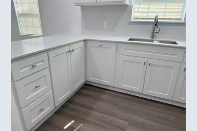 7514 Avenue H, Houston, TX 77012 - Photo 10