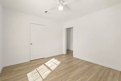 6515 Avenue F, Houston, TX 77011 - Photo 4