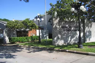 7709 Cambridge St, Houston, TX 77054 - Photo 2
