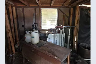 64 Honeycomb Street W, Blessing, TX 77419 - Photo 18