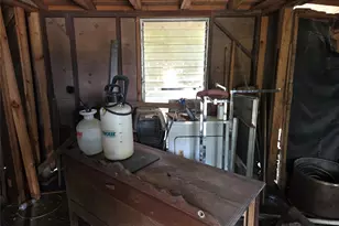 64 Honeycomb Street W, Blessing, TX 77419 - Photo 18