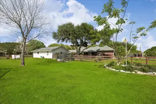 428 Briar Creek Ln, Sealy, TX 77474 - Photo 16