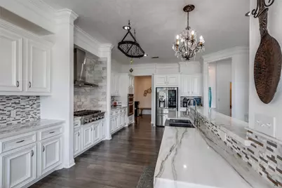 8 Cypress Point Court, Manvel, TX 77578 - Photo 4