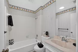 11911 Brook Meadows Ln, Meadows Place, TX 77477 - Photo 26