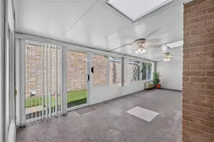 11911 Brook Meadows Ln, Meadows Place, TX 77477 - Photo 30