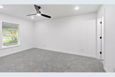 7447 Langley Road, Houston, TX 77016 - Photo 22