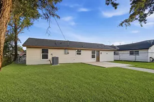 7447 Langley Rd, Houston, TX 77016 - Photo 30