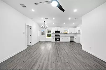 7447 Langley Road, Houston, TX 77016 - Photo 8