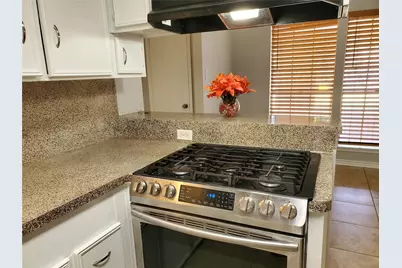 5305 Woodville Lane, Pearland, TX 77584 - Photo 4