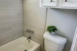 5305 Woodville Ln, Pearland, TX 77584 - Photo 16