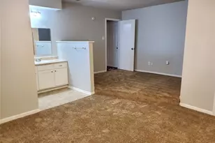 5305 Woodville Ln, Pearland, TX 77584 - Photo 12