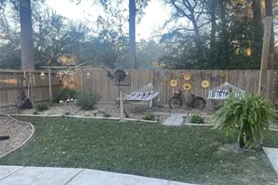 328 Olive St, Huntsville, TX 77340 - Photo 20