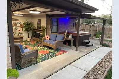 328 Olive Street, Huntsville, TX 77340 - Photo 16