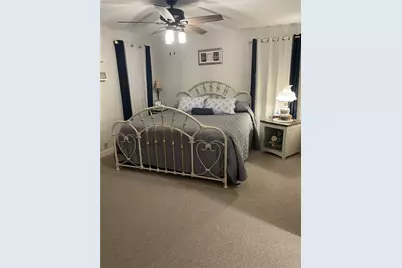 328 Olive Street, Huntsville, TX 77340 - Photo 8