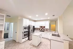 79 W Shale Creek Cir, The Woodlands, TX 77382 - Photo 12