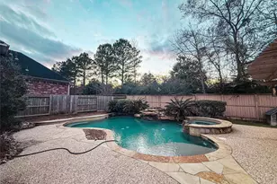 79 W Shale Creek Cir, The Woodlands, TX 77382 - Photo 4