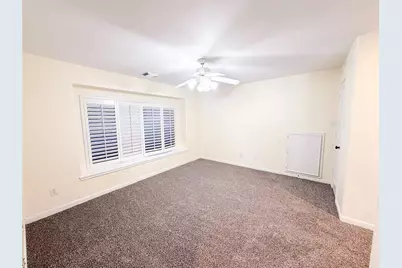 79 W Shale Creek Circle, The Woodlands, TX 77382 - Photo 24