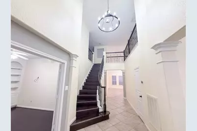 79 W Shale Creek Circle, The Woodlands, TX 77382 - Photo 10