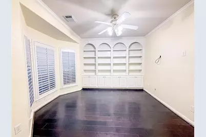 79 W Shale Creek Circle, The Woodlands, TX 77382 - Photo 16