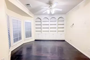 79 W Shale Creek Cir, The Woodlands, TX 77382 - Photo 16