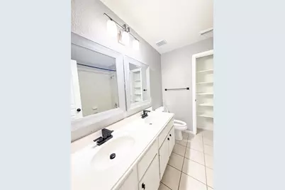 79 W Shale Creek Circle, The Woodlands, TX 77382 - Photo 28