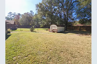 1206 Crescent Boulevard, Cleveland, TX 77327 - Photo 2