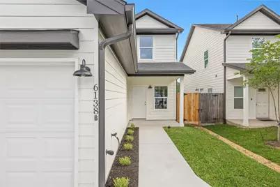 6138 Brookfield Drive #B, Houston, TX 77085 - Photo 2