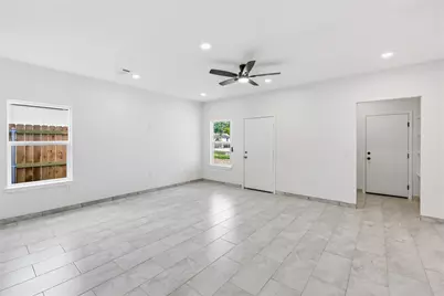 6138 Brookfield Drive #B, Houston, TX 77085 - Photo 6
