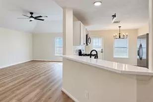18347 Atascocita Meadows Dr, Humble, TX 77346 - Photo 8