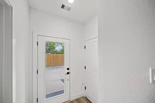 870 W Little York Rd, Houston, TX 77091 - Photo 4