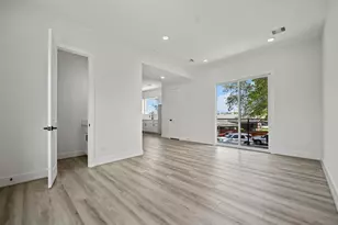 870 W Little York Rd, Houston, TX 77091 - Photo 10