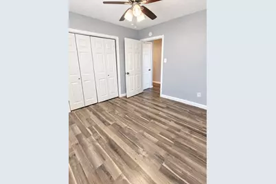 4811 Oakland Street #4, Houston, TX 77023 - Photo 6