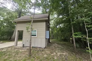 667 Miller Dr, Cleveland, TX 77327 - Photo 2