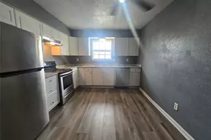 2311 71st St, Galveston, TX 77551 - Photo 6