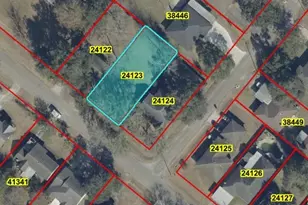 3924 Grant Ave, Groves, TX 77619 - Photo 6