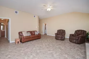 14618 Laura Cir, Cypress, TX 77429 - Photo 8