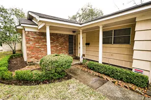 5235 Beechnut St, Houston, TX 77096 - Photo 4