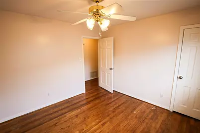5235 Beechnut Street, Houston, TX 77096 - Photo 18