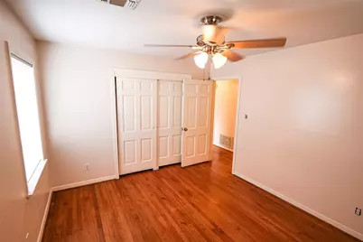 5235 Beechnut Street, Houston, TX 77096 - Photo 16