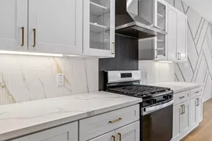 719 Thornton Rd, Houston, TX 77018 - Photo 10