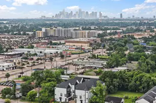 719 Thornton Rd, Houston, TX 77018 - Photo 50