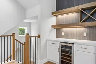719 Thornton Rd, Houston, TX 77018 - Photo 6