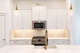 16722 Echo Heights Dr, Cypress, TX 77433 - Photo 2