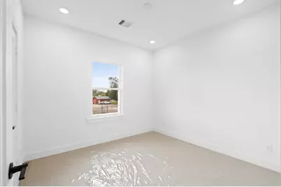 10088 Serrano Park Drive, Houston, TX 77075 - Photo 30