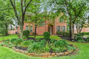 10 Dove Trace Cir, The Woodlands, TX 77382 - Photo 1